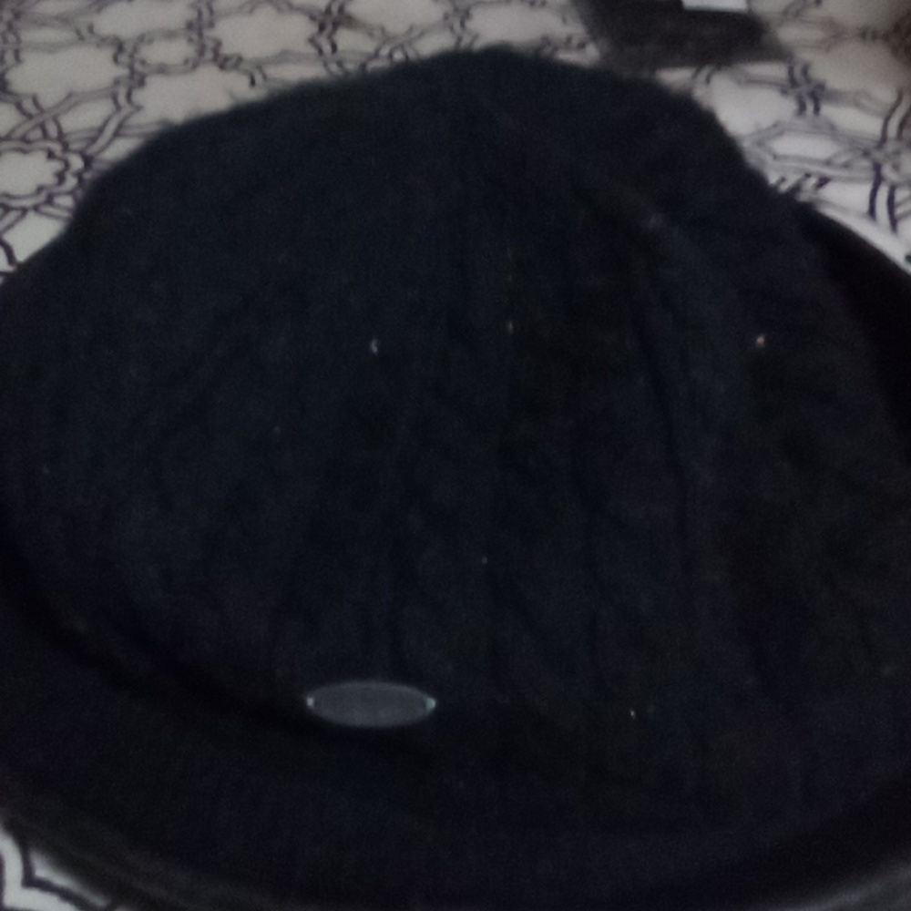 Liz Claiborne hat black women winter